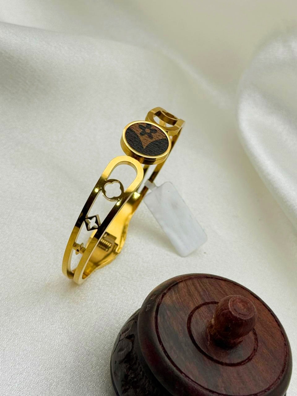 VANDANA PALA 122 VANDANA PALA 122