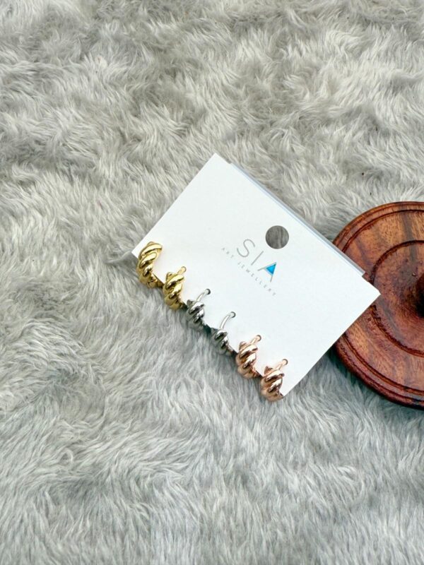 TRIPLE-TONE KNOT HUGGIE STUDS COMBO SET E-183