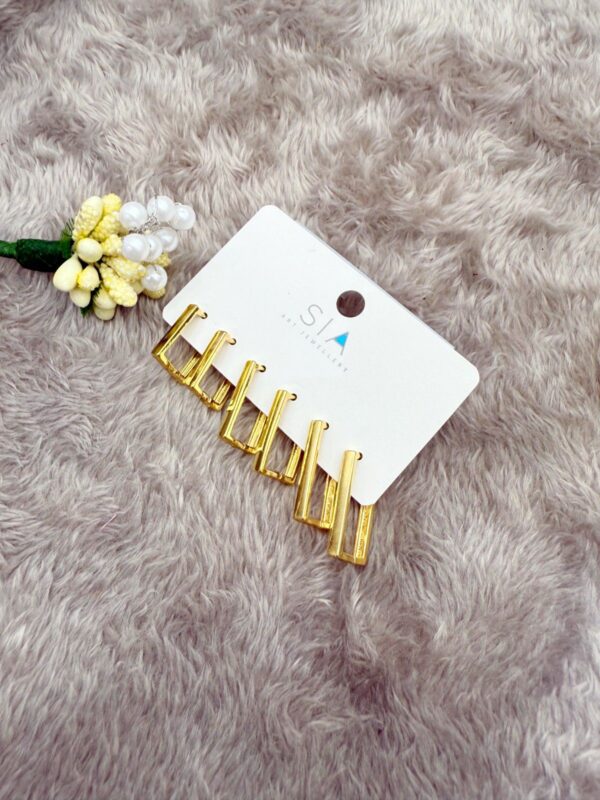 SLEEK GOLD GEOMETRIC TRIO COMBO SET STUDS E-184