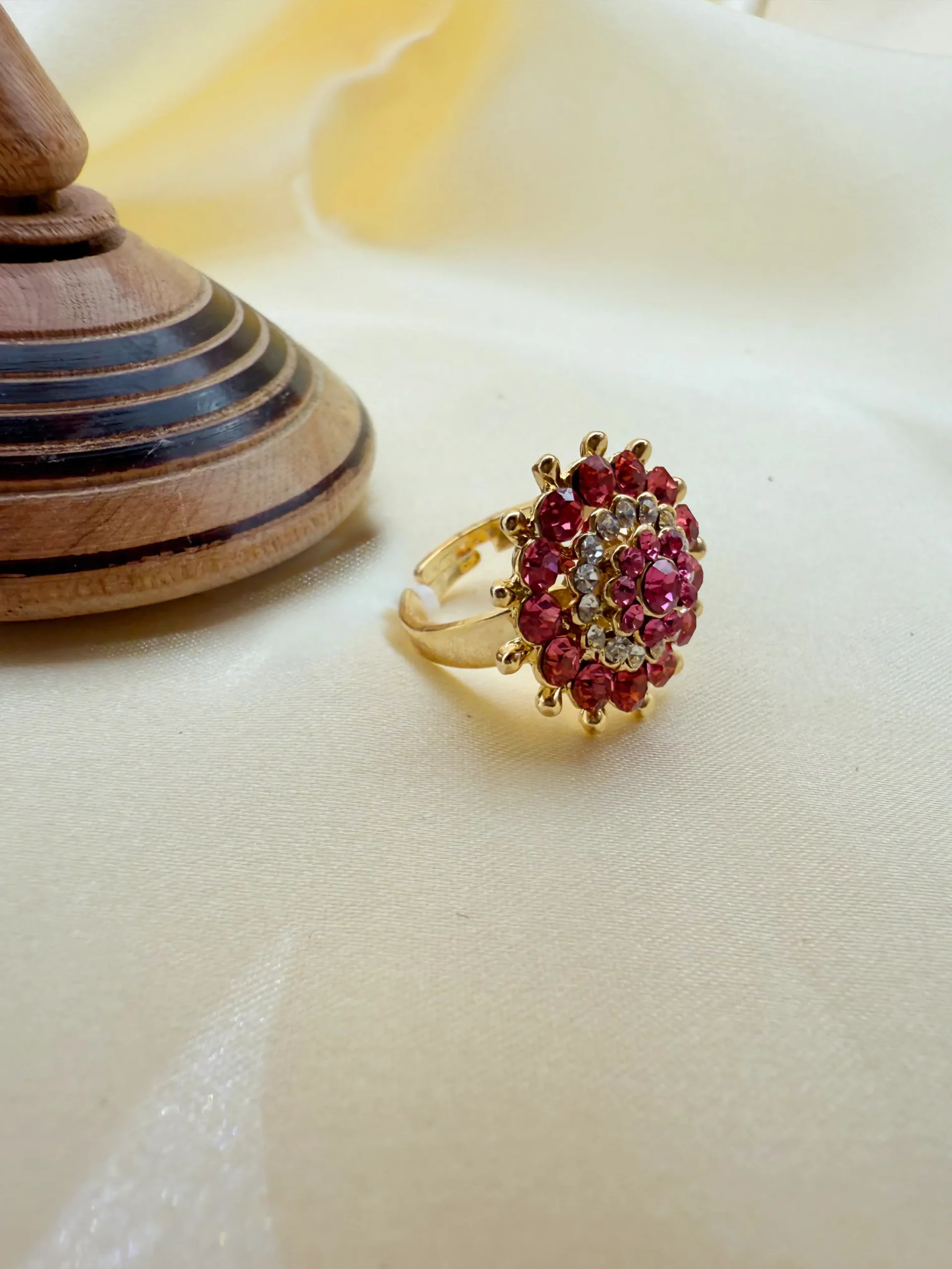 VANDANA PALA 233 (4) VANDANA PALA 233 (4)