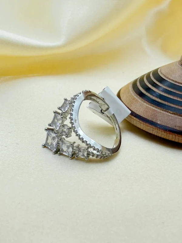 FINGER RING REGAL CROWN FR-234