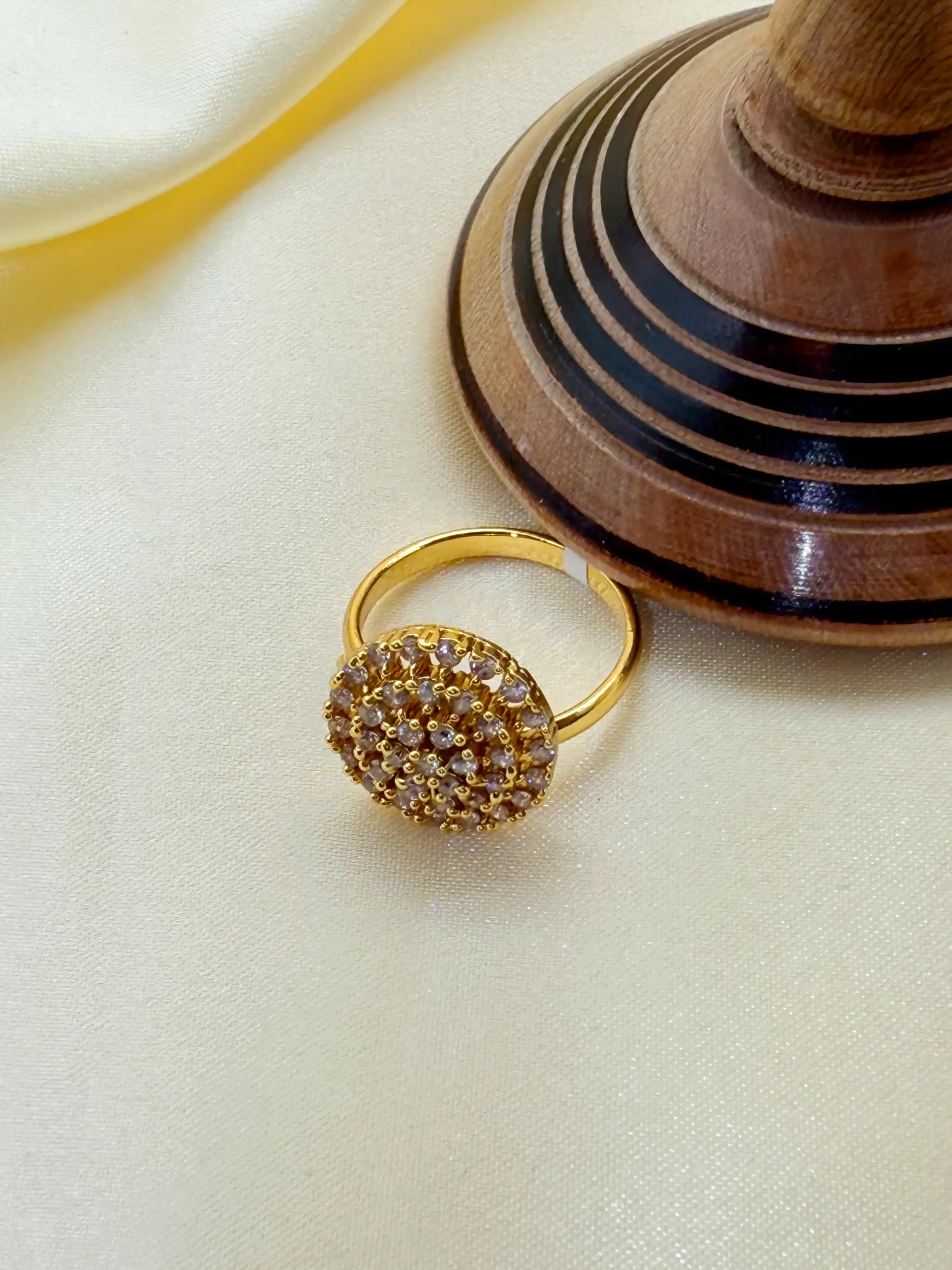 VANDANA PALA 240 (5) VANDANA PALA 240 (5)