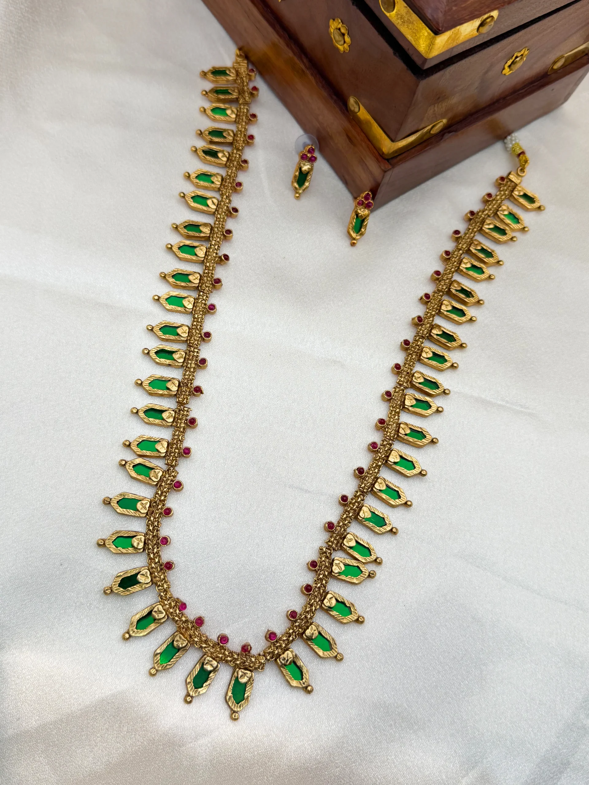 VANDANA PALA 249 (3) VANDANA PALA 249 (3)