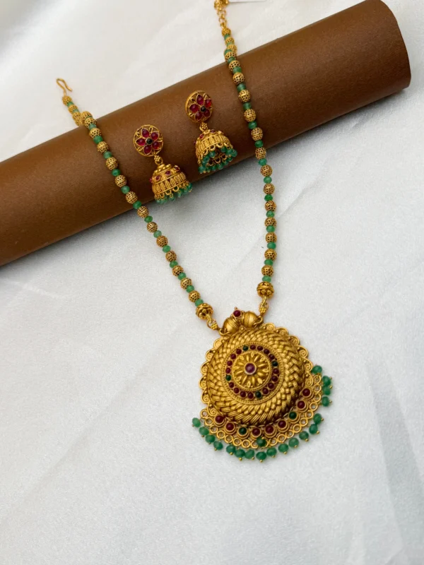 ANTIQUE TEMPLE LONG HARAM SET H-257