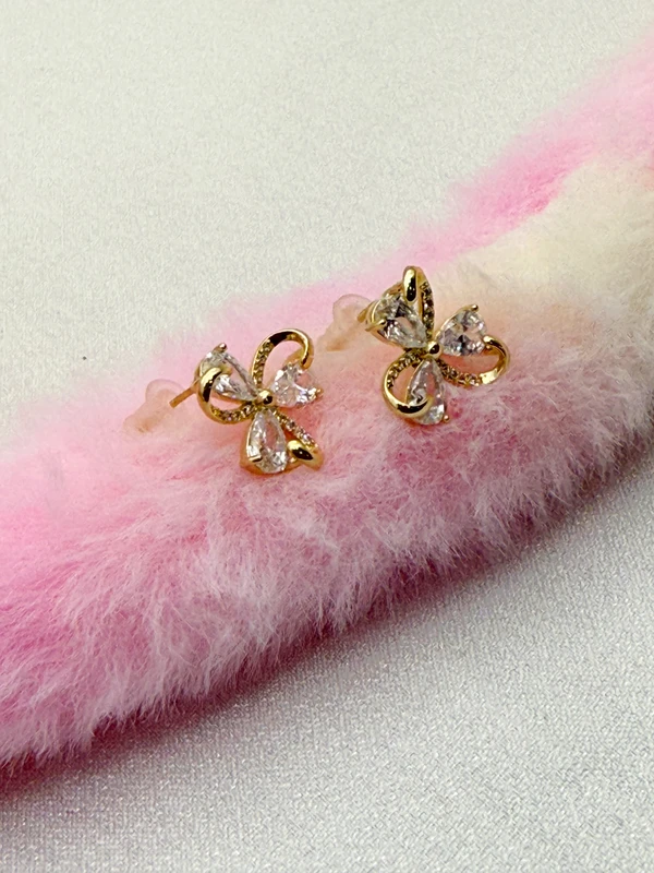 PEAR PETAL FLOWER STUDS ES-328