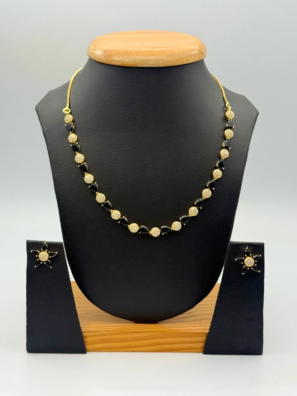 BLACK ONYX AD NECKLACE SET N-362