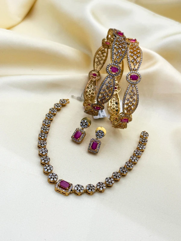 MAGENTA AD NECKLACE COMBO SET BC-458
