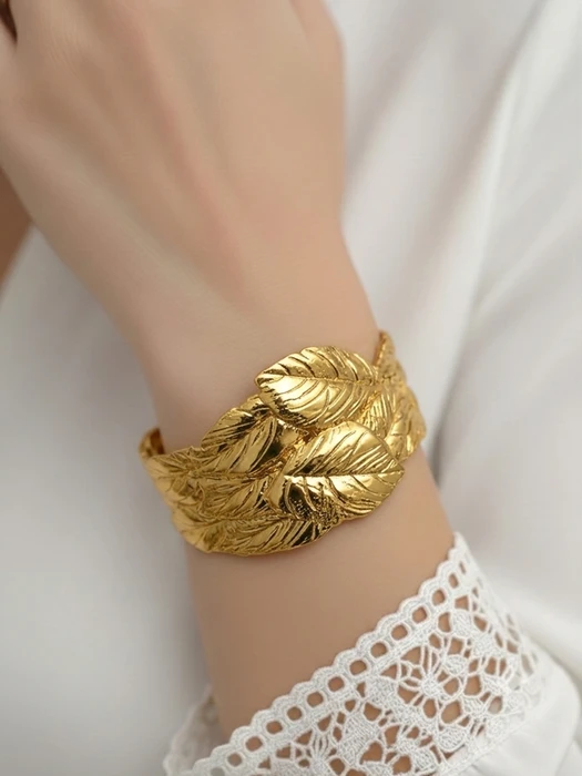 VANDANA PALA 574 (2) VANDANA PALA 574 (2)